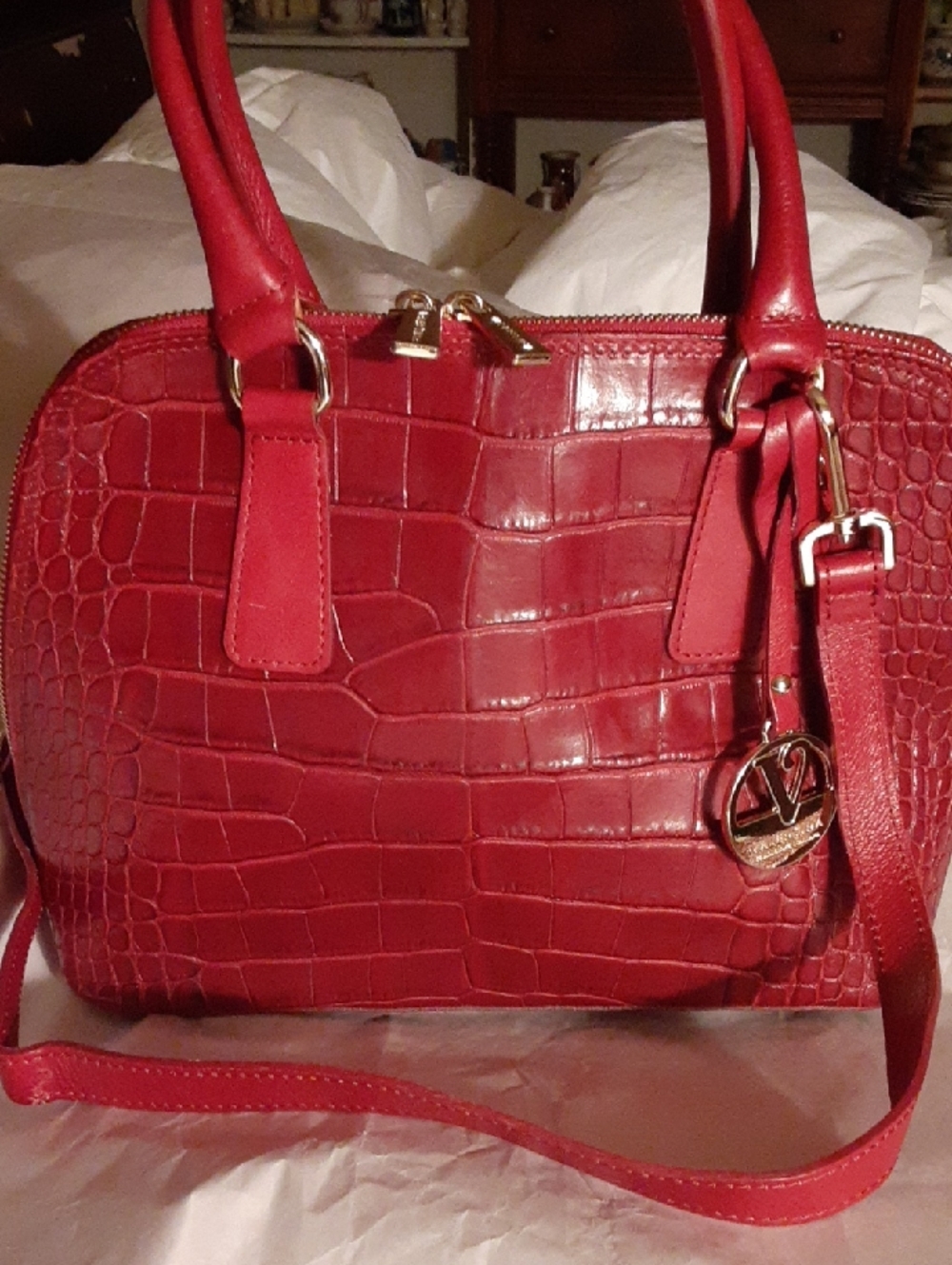 NWOT Valentina Red Croc-Embossed Satchel with Gold Charm 2 way